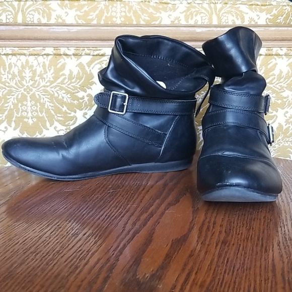 Black Boots Size 9